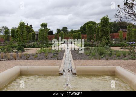 RHS Bridgewater Gardens giardino murato Foto Stock