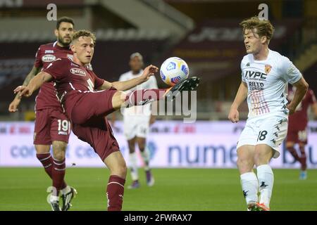 Vinovo, Italia. 23 maggio 2021. Sara Gama di Juventus durante la Serie Italiana UNA partita di calcio femminile tra Juventus FC e Inter Milan. Gli stadi sportivi di tutta Italia restano soggetti a rigorose restrizioni a causa del Coronavirus Pandemic, in quanto le leggi governative in materia di distanziamento sociale vietano i tifosi all'interno dei locali, con conseguente gioco a porte chiuse. Juventus ha vinto 4-0 su Inter Milan (Foto di Alberto Gandolfo/Pacific Press/Sipa USA) Credit: Sipa USA/Alamy Live News Foto Stock