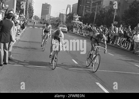 Criterium per il Campionato olandese di marchi amatoriali di ciclismo a Rotterdam, numero 14, 15 e 16 H. Luneburg, 15 luglio 1972, AMATORI, WIELRENEN, I Paesi Bassi, foto agenzia stampa del XX secolo, notizie da ricordare, documentario, fotografia storica 1945-1990, storie visive, Storia umana del XX secolo, che cattura momenti nel tempo Foto Stock