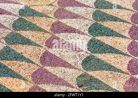 Roma, Italia. Pavimento a mosaico nelle Terme di Caracalla, o terme di Caracalla risalente al III secolo D.C. I bagni sono una parte del centro storico Foto Stock