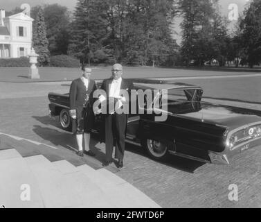 L'Ambasciatore della Bolivia Paz Estenssora offre credenziali al Palace Soestdijk l'Ambasciatore Afghanistan Mohamed Kabir Ladin, 14 ottobre 1958, GELOFSBRIEVES, Paesi Bassi, foto agenzia stampa del xx secolo, notizie da ricordare, documentario, fotografia storica 1945-1990, storie visive, Storia umana del XX secolo, che cattura momenti nel tempo Foto Stock