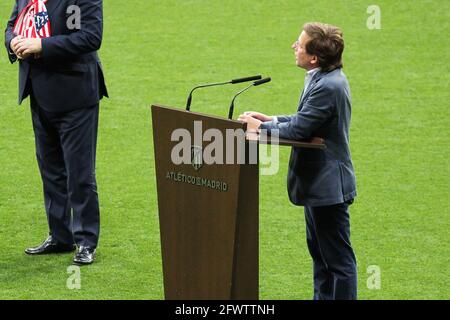 Jose Luis Martinez Almeida, sindaco di Madrid durante il campionato spagnolo 2020/2021 la Liga, cerimonia di premiazione del Champions Trophy celebrata allo stadio Wanda Metropolitano il 23 maggio 2021 a Madrid, Spagna - Foto Irina R Hipolito / Spagna DPPI / DPPI / LiveMedia Foto Stock