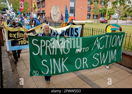 Crisi climatica protesta marzo Chesterfield Derbyshire Regno Unito 2021 Foto Stock