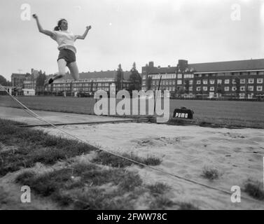 Assignment Cor du Buy (scarpe sportive), 28 luglio 1964, SCARPE SPORTIVE, atletica, Long Jump, Paesi Bassi, foto agenzia stampa del XX secolo, notizie da ricordare, documentario, fotografia storica 1945-1990, storie visive, Storia umana del XX secolo, che cattura momenti nel tempo Foto Stock