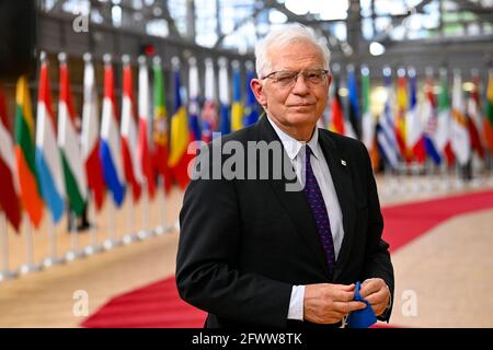 Il capo della politica estera dell'Unione europea, Josep Borrell, ha illustrato l'arrivo al vertice europeo di lunedì 24 maggio 2021 Foto Stock