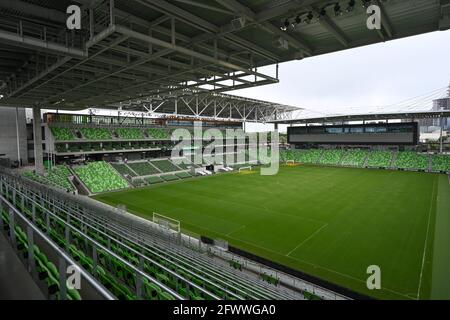 Maggio 25 2021, Austin TX USA: Vista dello stadio Q2 quasi completato nel nord di Austin, dove i funzionari del FC hanno annunciato che il numero di pandemie in declino consentirà il 100% della capacità dello stadio per la partita di apertura della Major League Soccer di Austin il mese prossimo. Lo stadio ospiterà la squadra nazionale femminile di calcio degli Stati Uniti in un amichevole con la Nigeria il 16 giugno 2021. Credit: Bob Daemmrich/Alamy Live News Foto Stock