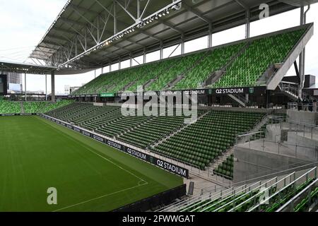 Maggio 25 2021, Austin TX USA: Vista dello stadio Q2 quasi completato nel nord di Austin, dove i funzionari del FC hanno annunciato che il numero di pandemie in declino consentirà il 100% della capacità dello stadio per la partita di apertura della Major League Soccer di Austin il mese prossimo. Lo stadio ospiterà la squadra nazionale femminile di calcio degli Stati Uniti in un amichevole con la Nigeria il 16 giugno 2021. Credit: Bob Daemmrich/Alamy Live News Foto Stock