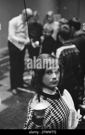 Assegnazione del telegrafo. Scuola di scherma Tocato a Zandvoort, 8 gennaio 1963, scherma, Paesi Bassi, foto agenzia stampa del xx secolo, notizie da ricordare, documentario, fotografia storica 1945-1990, storie visive, Storia umana del XX secolo, che cattura momenti nel tempo Foto Stock