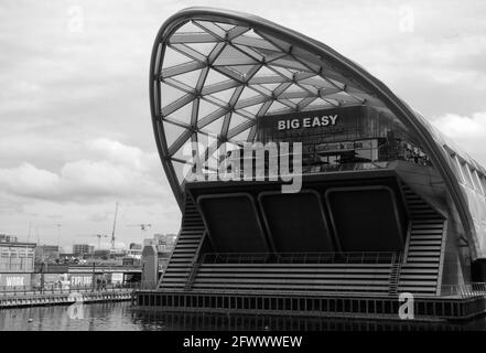 La grande facilità di ristorante, Crossrail posto, Canary Wharf, London, Regno Unito Foto Stock