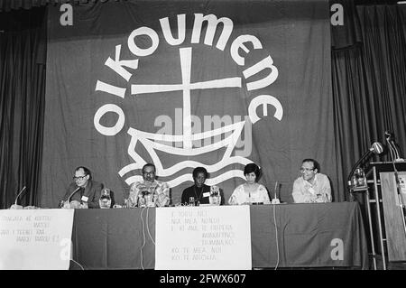 Conferenza di apertura Consiglio Mondiale delle Chiese a Noordwijkerhout panoramica dietro il tavolo, 16 giugno 1980, CHIESA, conferenze, I Paesi Bassi, foto agenzia stampa del XX secolo, notizie da ricordare, documentario, fotografia storica 1945-1990, storie visive, Storia umana del XX secolo, che cattura momenti nel tempo Foto Stock