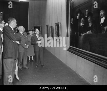 L'ex presidente Truman visita la mostra Rembrandt al Rijksmuseum, 16 giugno 1956, visite, musei, presidenti, dipinti, mostre, Paesi Bassi Foto Stock