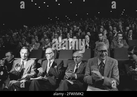 Consiglio del partito PvdA a Utrecht sulla lista del CDA; riunione generale e notabili, 25 settembre 1976, riunioni, consigli di partito; I Paesi Bassi, 20 ° secolo Foto Stock