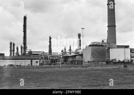 La raffineria di Mobil Oil di Amsterdam, in attesa della chiusura annunciata, il 16 agosto 1982, Chiusure, raffinerie, I Paesi Bassi, foto agenzia stampa del XX secolo, nuovo Foto Stock