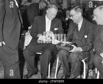 Reception nel vecchio edificio RAI, 6 novembre 1958, ricevimenti, Paesi Bassi, foto agenzia stampa del xx secolo, notizie da ricordare, documentario, hist Foto Stock