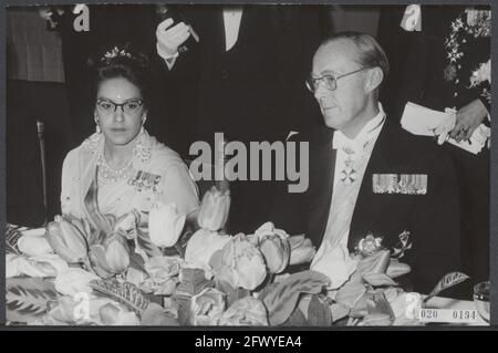 Serie 020-0190 a 020-0195 Visita di Stato del re e della regina dal Nepal ai Paesi Bassi 25-4 a 26-4-1967, 25 aprile 1967, cene, regine, famiglia reale, princes, visite di stato, Paesi Bassi, foto agenzia stampa del XX secolo, notizie da ricordare, documentario, fotografia storica 1945-1990, storie visive, Storia umana del XX secolo, che cattura momenti nel tempo Foto Stock