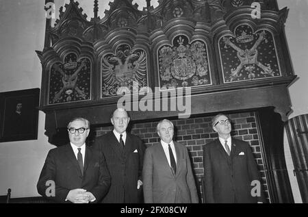 Consultazione tra l'Inghilterra e i Paesi Bassi all'Aia, l.l.n. Brown, LUN, Wilson e Zijlstra, 27 febbraio 1967, ministri, I Paesi Bassi, foto agenzia stampa del XX secolo, notizie da ricordare, documentario, fotografia storica 1945-1990, storie visive, Storia umana del XX secolo, che cattura momenti nel tempo Foto Stock