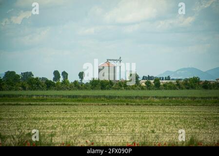 Asciugatrice in campagna Foto Stock