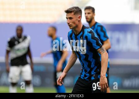 Milano, Italia. 23 maggio 2021. Andrea Pinamonti (FC Internazionale) durante Inter - FC Internazionale vs Udinese Calcio, Serie calcistica Italiana A Milano, Italia, Maggio 23 2021 Credit: Independent Photo Agency/Alamy Live News Foto Stock