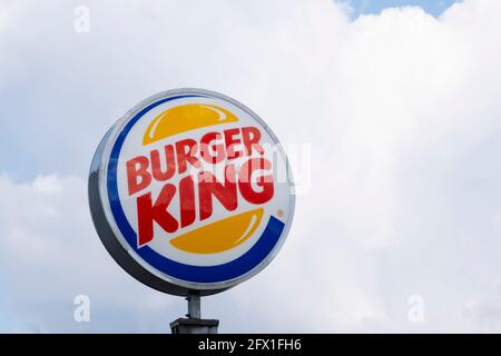 Segno e logo di Burger King, Nord Reno-Westfalia, Germania, Europa Foto Stock