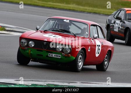 David Erwin, Alfa Romeo 2000 GTV, HSCC 70's Road Sports Championships, 1980's Production Car Challenge, International Trophy Meeting, Silverstone Gra Foto Stock