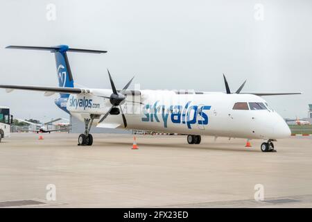 Skyalps nuovo Bombardier DHC-8-402Q Foto Stock