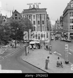 Leidsestraat con traffico, Amsterdam e Leidseplein, 14 luglio 1971, Paesi Bassi, foto agenzia stampa del xx secolo, notizie da ricordare, documentario, fotografia storica 1945-1990, storie visive, Storia umana del XX secolo, che cattura momenti nel tempo Foto Stock