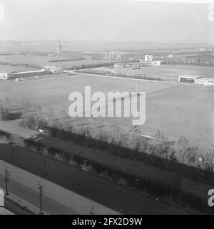 Vista aerea parco sportivo Sloten, 22 ottobre 1965, panoramiche, impianti sportivi, I Paesi Bassi, foto agenzia stampa del XX secolo, notizie da ricordare, documentario, fotografia storica 1945-1990, storie visive, Storia umana del XX secolo, che cattura momenti nel tempo Foto Stock