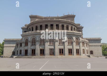 Il Teatro Accademico Nazionale Armeno dell'Opera e del Balletto prende il nome Alexander Spendiaryan a Yerevan Foto Stock