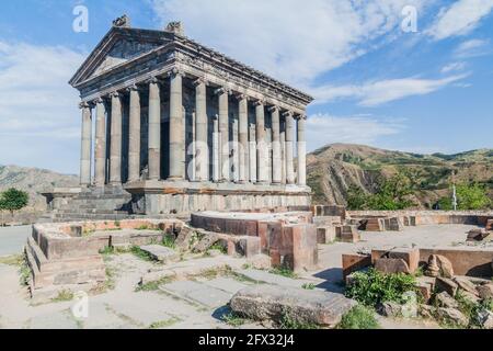 Vista del tempio in stile ellenico Garni in Armenia Foto Stock