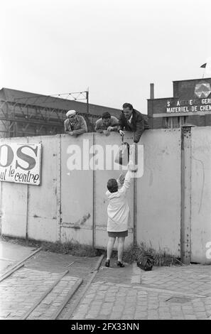 I lavoratori del metallo occupano la fabbrica in Belgio, 1 giugno 1967, i lavoratori, le occupazioni, Fabbriche, Paesi Bassi, foto agenzia stampa del XX secolo, notizie da ricordare, documentario, fotografia storica 1945-1990, storie visive, Storia umana del XX secolo, che cattura momenti nel tempo Foto Stock