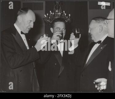 ministri, primi ministri, visite, Erhard Ludwig, LUN, J.A.M.H., Marijnen, Victor, B.R.D., 1 ottobre 1964, visite, primi ministri, ministri, Paesi Bassi, foto agenzia stampa del xx secolo, notizie da ricordare, documentario, fotografia storica 1945-1990, storie visive, Storia umana del XX secolo, che cattura momenti nel tempo Foto Stock