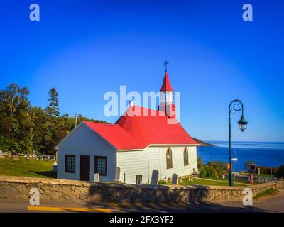 Provincia del Quebec, Canada, settembre 2019, vista della Cappella di Tadoussac conosciuta come la cappella indiana Foto Stock