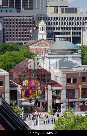 Turisti a Faneuil Hall and Marketplace Center, Boston, ma USA Foto Stock