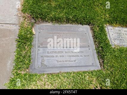 Cypress, California, USA 24 maggio 2021 UNA visione generale dell'atmosfera del nostro attore di Gang Harold Eugene 'Bouncy' Wertz grave a Forest Lawn Cypress Memorial Park il 24 maggio 2021 a Cypress, California, USA. Foto di Barry King/Alamy Stock foto Foto Stock