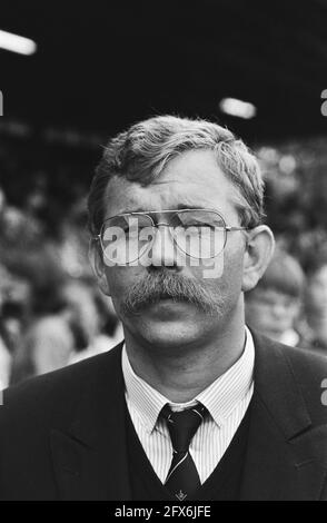 Torneo di hockey ad Amstelveen; Gijs van Heumen, allenatore olandese Signore, titolo, giugno 16, 1985, hockey da campo, Paesi Bassi, foto agenzia stampa del XX secolo, notizie da ricordare, documentario, fotografia storica 1945-1990, storie visive, Storia umana del XX secolo, che cattura momenti nel tempo Foto Stock