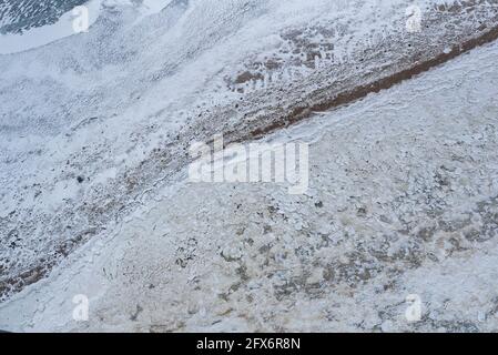 Paesaggio artico tundra nel nord del Canada sulle rive di Hudson Bay dalla città di Churchill, Manitoba. Preso da un elicottero con aereo. Foto Stock