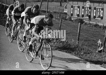 Campionati di club ciclismo 1964 a Wijk bij Duurstede, le diverse squadre, 23 settembre 1964, PIAZZOLE, WIELREN, Paesi Bassi, foto agenzia stampa del XX secolo, notizie da ricordare, documentario, fotografia storica 1945-1990, storie visive, Storia umana del XX secolo, che cattura momenti nel tempo Foto Stock