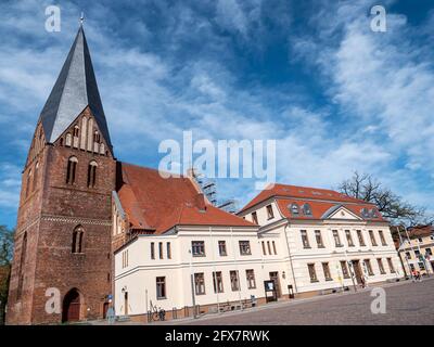 Chiesa cittadina di Roebel / Mueritz sul lago di Mecklenburg Distretto Foto Stock