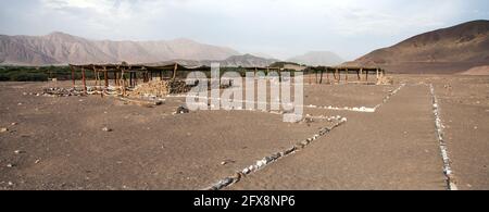 Scavi storici di preinca Nazca o Nasca civiltà cimitero di Chauchilla nella zona di Nazca in Perù Foto Stock