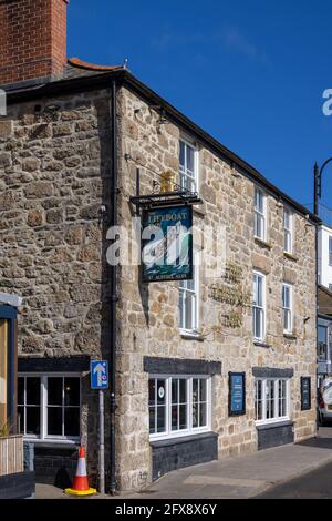 ST IVES, CORNOVAGLIA, Regno Unito - MAGGIO 13 : Vista del Lifeboat Inn a St Ives, Cornovaglia il 13 Maggio 2021 Foto Stock