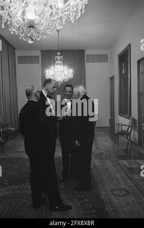 Visita del primo ministro Marijnen e del ministro LUN in Germania occidentale, LUN, Marijnen e Erhard, il 1° ottobre 1964, Visite, ministri, Paesi Bassi, foto agenzia stampa del XX secolo, notizie da ricordare, documentario, fotografia storica 1945-1990, storie visive, Storia umana del XX secolo, che cattura momenti nel tempo Foto Stock