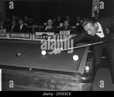 Biliardo per il Campionato europeo Aker Kader 71/2 nella Marine Canteen di Den Helder. Burgener to Stroke, 27 febbraio 1963, BILJARTEN, CAMPIONATI, I Paesi Bassi, foto agenzia stampa del XX secolo, notizie da ricordare, documentario, fotografia storica 1945-1990, storie visive, Storia umana del XX secolo, che cattura momenti nel tempo Foto Stock