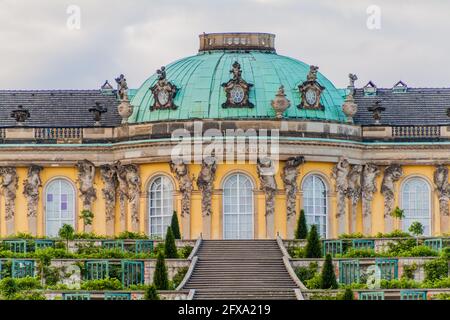Vista del palazzo Sanssouci a Potsdam, Germania Foto Stock
