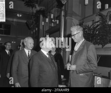 DRS. Roemers (r.), 23 ottobre 1965, cerimonie, sindacati, presidenti, Paesi Bassi, foto agenzia stampa del XX secolo, notizie da ricordare, documentario, fotografia storica 1945-1990, storie visive, Storia umana del XX secolo, che cattura momenti nel tempo Foto Stock