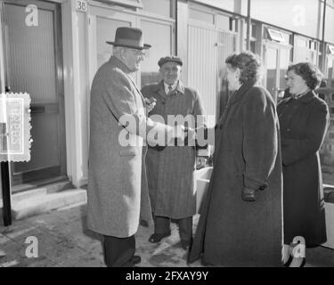 Primi abitanti Digna Johannapolder Rotterdam, 2 marzo 1957, residenti, Paesi Bassi, foto agenzia stampa del xx secolo, notizie da ricordare, documentario, fotografia storica 1945-1990, storie visive, Storia umana del XX secolo, che cattura momenti nel tempo Foto Stock