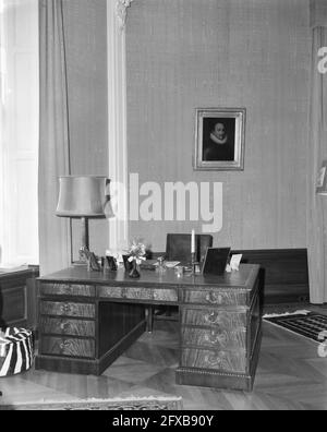 Interno del Castello di Drakensteyn . Lo studio, 2 aprile 1963, Interior, Paesi Bassi, foto agenzia stampa del xx secolo, notizie da ricordare, documentario, fotografia storica 1945-1990, storie visive, Storia umana del XX secolo, che cattura momenti nel tempo Foto Stock