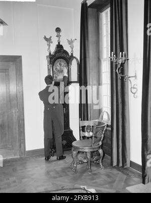 Interno del Castello di Drakensteyn . Lo studio, 2 aprile 1963, Interior, Paesi Bassi, foto agenzia stampa del xx secolo, notizie da ricordare, documentario, fotografia storica 1945-1990, storie visive, Storia umana del XX secolo, che cattura momenti nel tempo Foto Stock