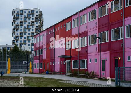 Sul retro edificio alto (Sternhaus) della proprietà immobiliare Siemens a Ramsauerstraße, progettato da Emil Freymuth (09/2009) Monaco-Obersendling. Foto Stock