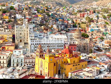 Guanajuato vista panoramica da un punto panoramico della città. Foto Stock