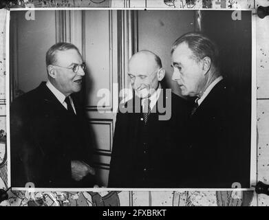 John Foster Dulles presso il formateur del gabinetto francese, 9 dicembre 1947, formateurs del gabinetto, Paesi Bassi, foto agenzia stampa del xx secolo, notizie da ricordare, documentario, fotografia storica 1945-1990, storie visive, Storia umana del XX secolo, che cattura momenti nel tempo Foto Stock